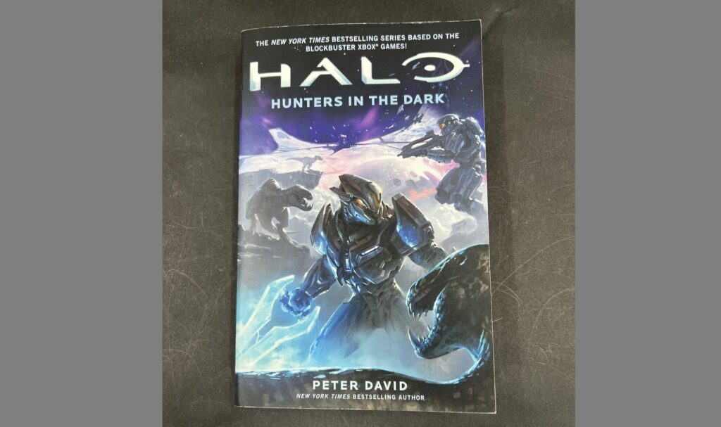 Halo: Hunters in the Dark (2015) by Peter David